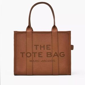 THE
LEATHER LARGE TOTE BAG